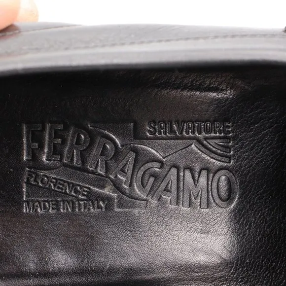 Salvatore Ferragamo Mens Size  8.5 D Black Leather logo Slip On Loafers G59773