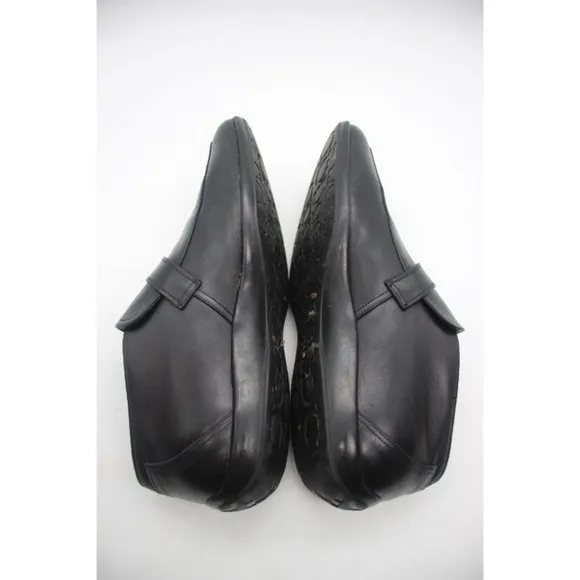 Salvatore Ferragamo Men's Size 9 EE Black Leather Gancini Buckle Loafers
