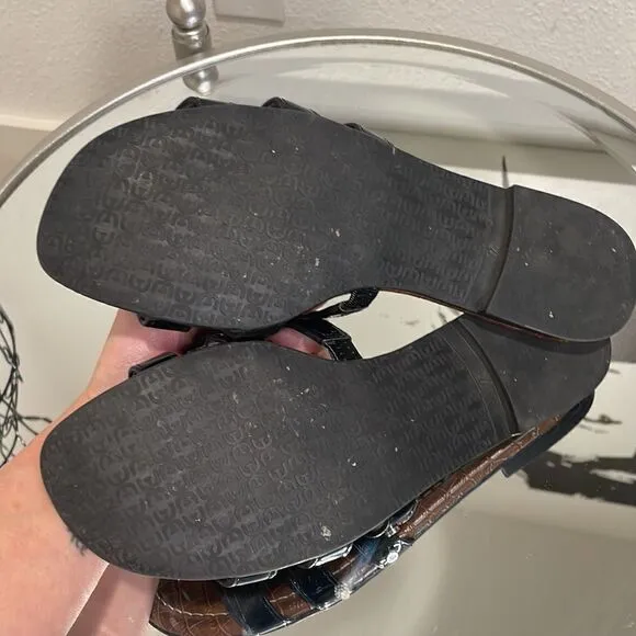 SAM EDELMAN Bay Flat Patent Leather Sandals | black | size 7.5