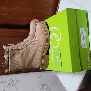 Sam Edelman boots NEW IN BOX RET $100