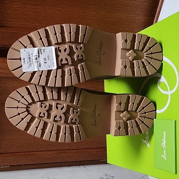 Sam Edelman boots NEW IN BOX RET $100