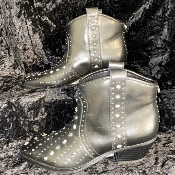 Sam Edelman Brian Western Style Studded Bootie