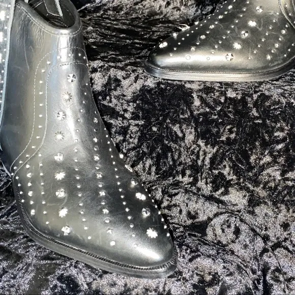 Sam Edelman Brian Western Style Studded Bootie