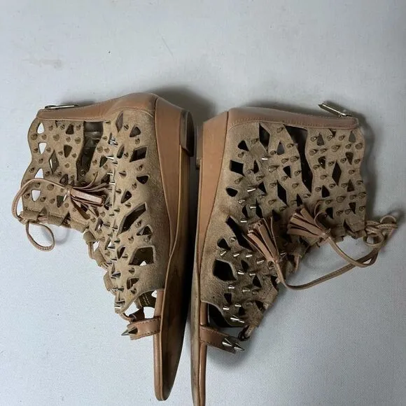 Sam Edelman Daphine Buff nude leather high top sandals Size 7.5M