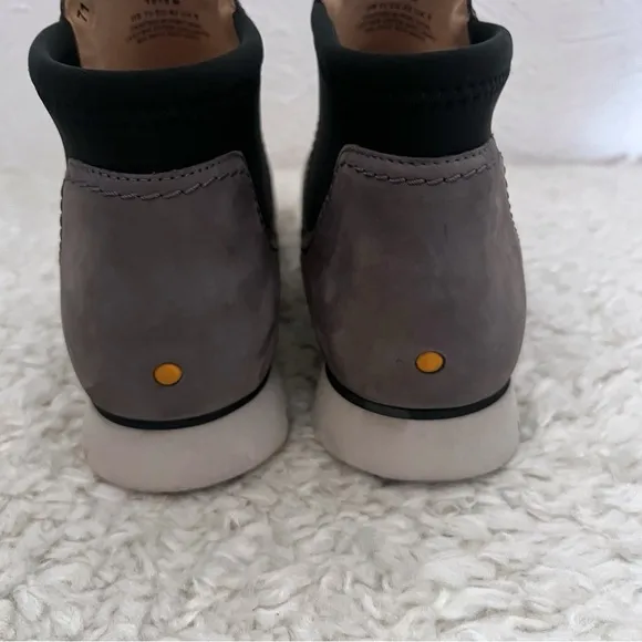 Samuel Hubbard Samsport Chelsea Boots Gray Nubuck Leather Slip-On Size 11 Womens