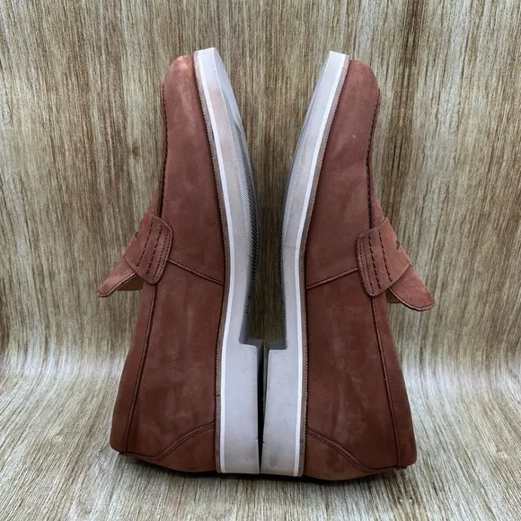 Samuel Hubbard Tailored Traveler Men's Size 11.5 W Brown Casual Loafers Shoes