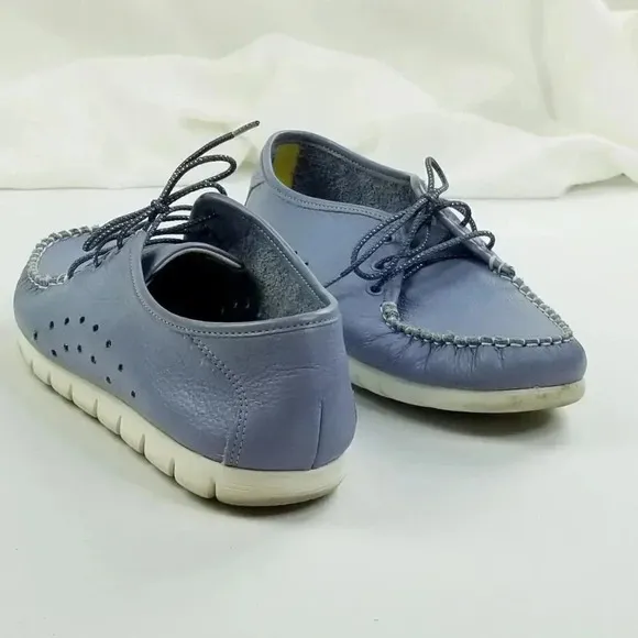 SAS 8.5 Women Blue Leather Lace Up White Stitch Accent Side Vent Comfort Loafers