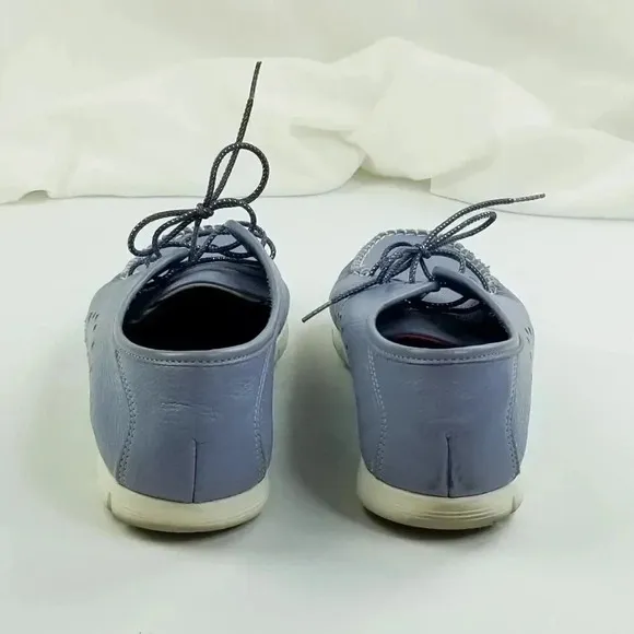 SAS 8.5 Women Blue Leather Lace Up White Stitch Accent Side Vent Comfort Loafers