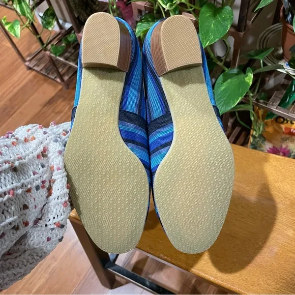 SAS Brenda Blue Kitten Heel Loafer Size 7WW New in Box