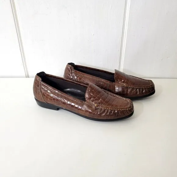 SAS Croc Embossed Leather Loafers Size 7N