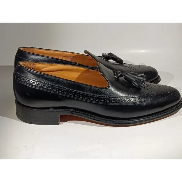 Saxone Loafers Men's Size 7D Black Tasseled Genuine Leather Goodyear Welted