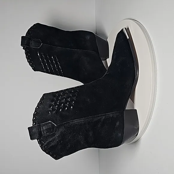 Schutz Alexxa Bootie Heeled Boots Pull-On Fringe Pointed Suede Western Black 5.5