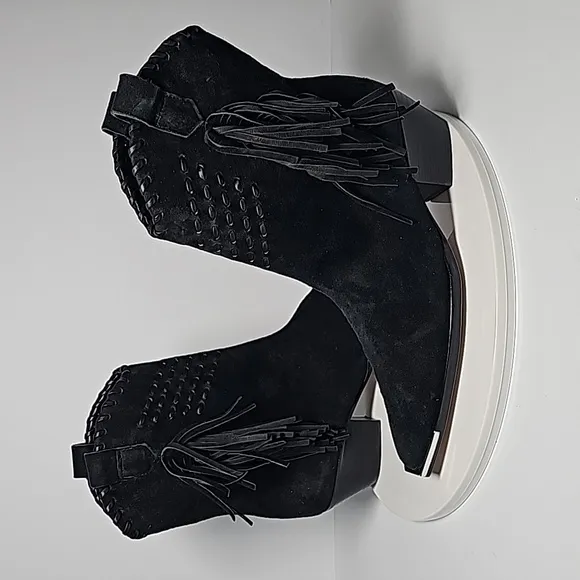 Schutz Alexxa Bootie Heeled Boots Pull-On Fringe Pointed Suede Western Black 5.5