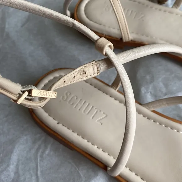 SCHUTZ Lovi Flat in Cream size 9.5 Strappy Leather Sandals
