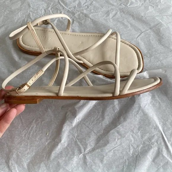 SCHUTZ Lovi Flat in Cream size 9.5 Strappy Leather Sandals