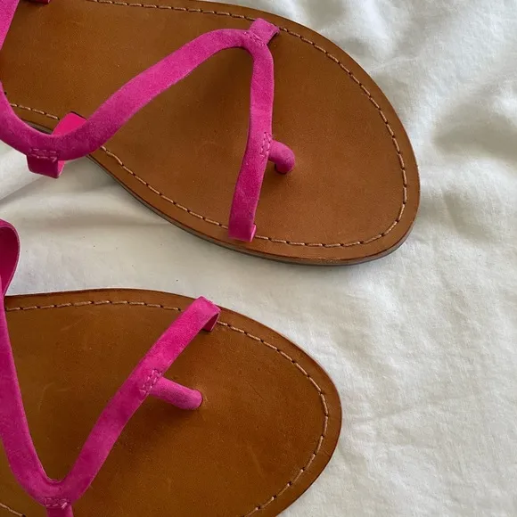 Schutz Magenta Suede Strappy Flat Lace Up Sandals