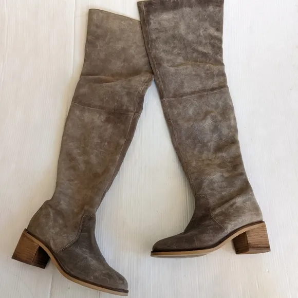 SEYCHELLES Anthropologie Overheard Over-The-Knee Suede Boots