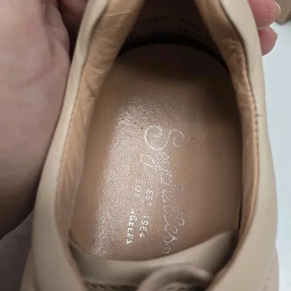 {Seychelles} I'll Be There Blush Leather Sneakers - Size 8