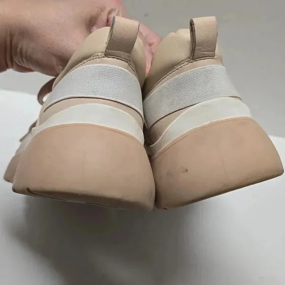 {Seychelles} I'll Be There Blush Leather Sneakers - Size 8