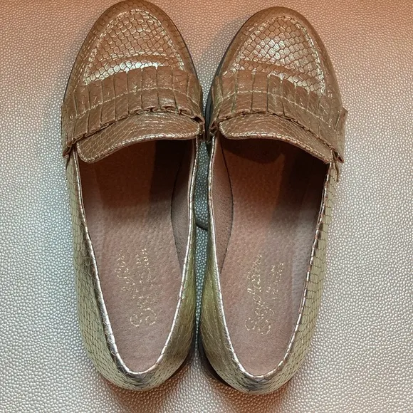 Seychelles leather loafers