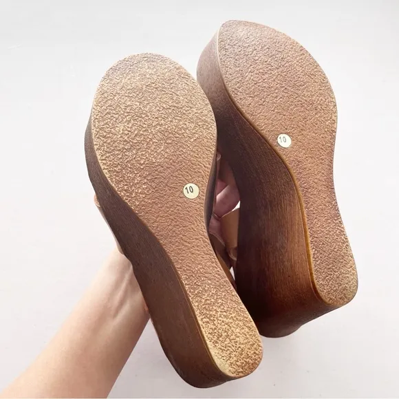 Seychelles Provision Wedge Leather Sandals in Cognac