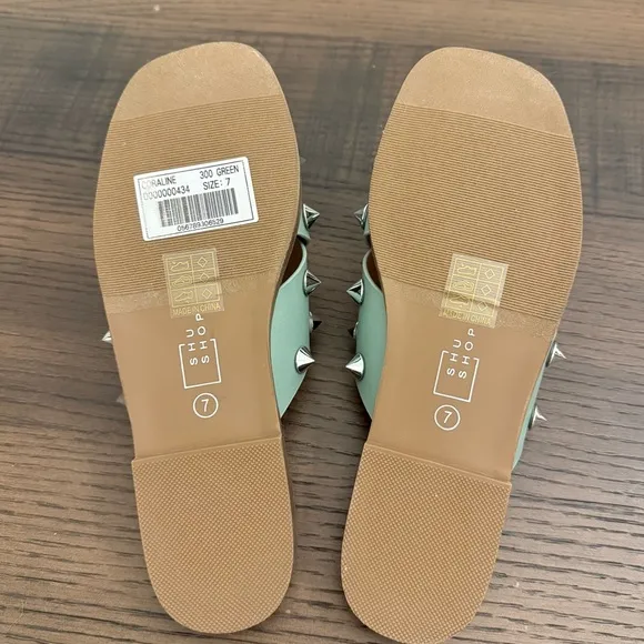 Shu Shop Studded Sage Green Slide Sandals Women’s Size 7