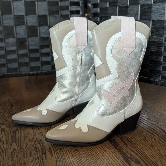 ShuShop Silver Cream Heels Boots Western Cowboy NEW in Box ZIZI gold