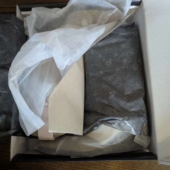 ShuShop Silver Cream Heels Boots Western Cowboy NEW in Box ZIZI gold