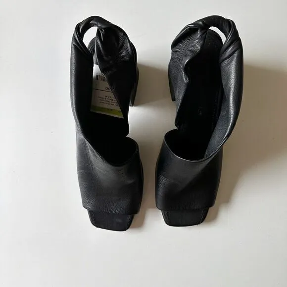 Sigerson Morrison Lenny Twisted Slingback Leather Sandals Black Women's 8.5