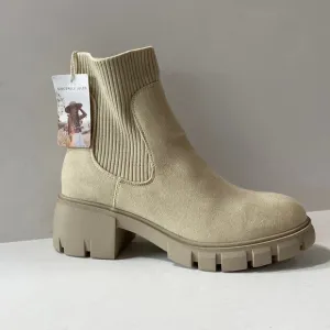 Sincerely Jules &quot;NEW&quot; Y2K Faux Suede Retro Chunky Heel Platform Lug Sole Boots 9