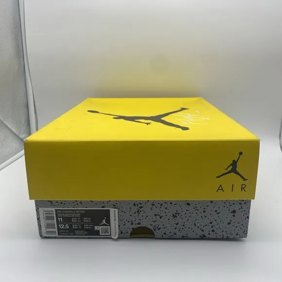 Size 11 - Jordan 4 Retro Mid Lightning (CT8527-700)