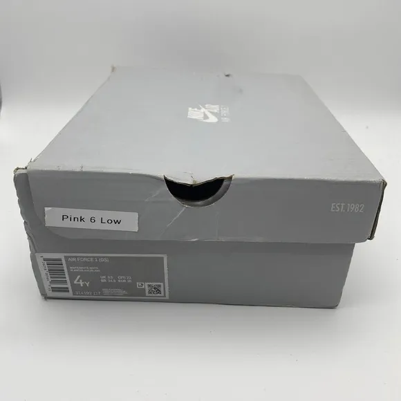 Size 4y- (GS) - Jordan 6 Retro Low Atmosphere (768878-102)