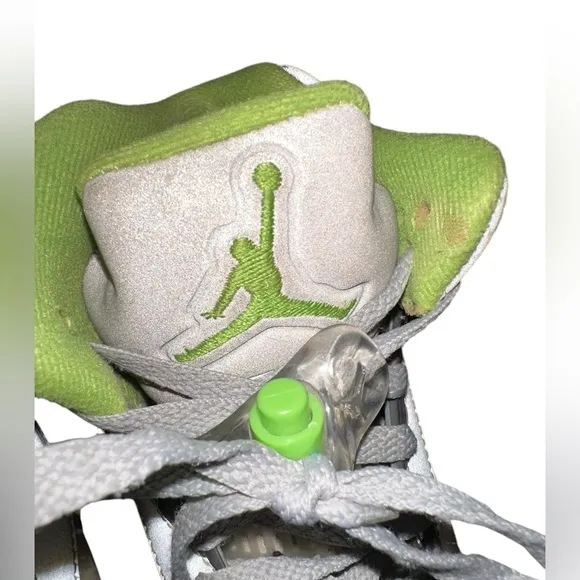 Size 5Y- Jordan 5 Retro Green Bean‎ DQ3734-003