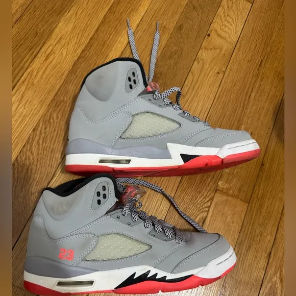 Size 5Y Nike Air Jordan 5 Retro V Hot Lava Cool Grey 440892-018 Sneakers Sz 5 Y
