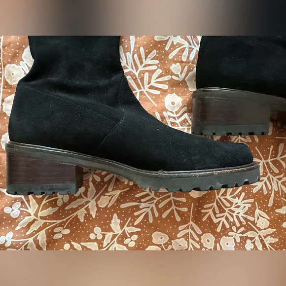 Size 7 Stuart Weitzman Midland 54653 black stretch suede over the knee  boots