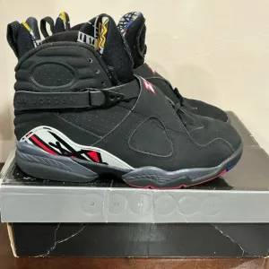 Size 7.5 - Jordan 8 Retro Mid Playoff