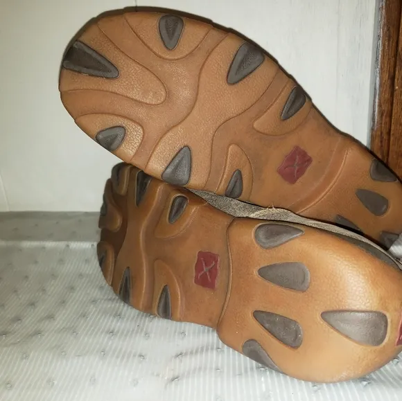 Size 8.5 Twisted X Men's Slip-On Chukka Leather Driving Moccasin Boots Shoes