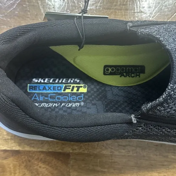 SKECHERS Mens 11.5 Relaxed Fit Expected 2.0 Arago Slip On Shoes Casual Loafers