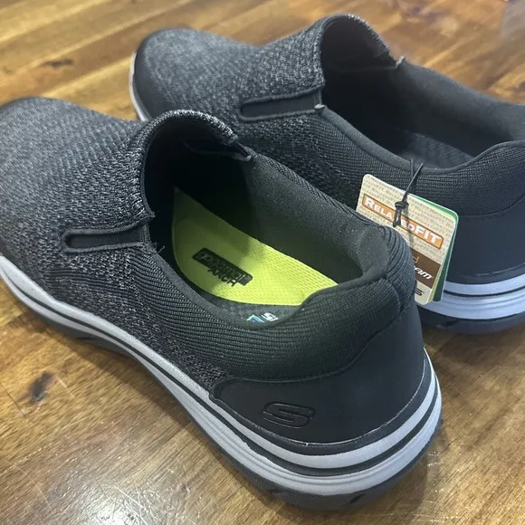 SKECHERS Mens 11.5 Relaxed Fit Expected 2.0 Arago Slip On Shoes Casual Loafers