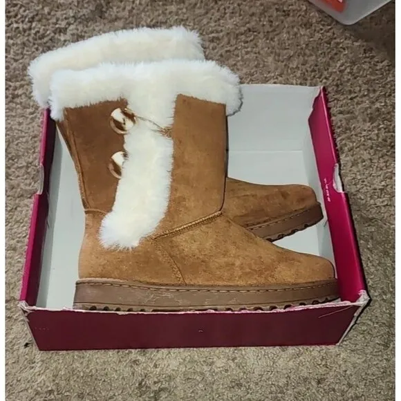 SO Abigail Faux-Fur winter boots Size 9.5  Color: Chestnut