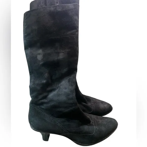 Sofft Elegant Black Suede Women's Boots 8.5