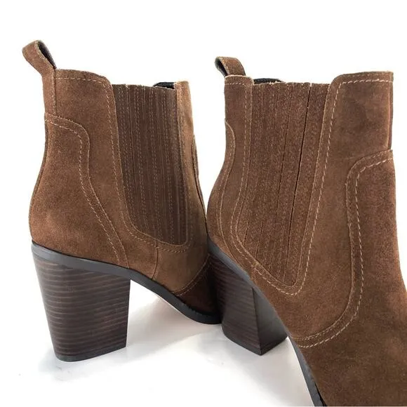 SOLE SOCIETY BROWN SUEDE ALMOND TOE  BLOCK HIGH HEEL CHELSEA BOOTIE/ANKLE BOOT🆕