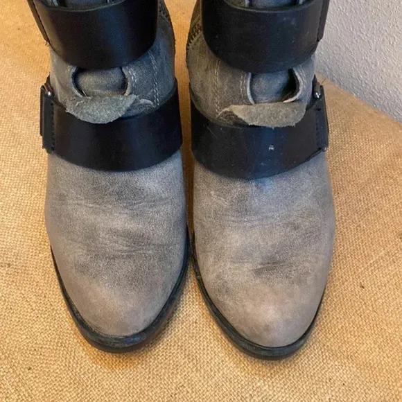 Sorel After Hours Wedge Moto Boots Gray Leather Strappy Almond Toe Size 6
