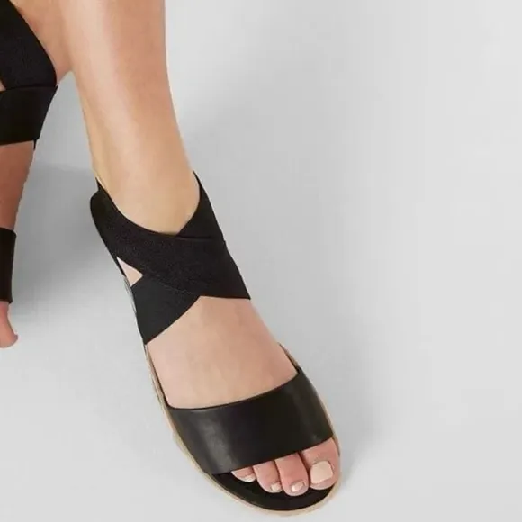 SOREL | Black Leather | Flat Sandals