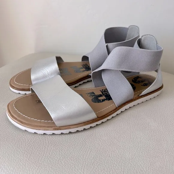 Sorel Ella Women’s Silver Leather Strappy Flat Sandals Size 8
