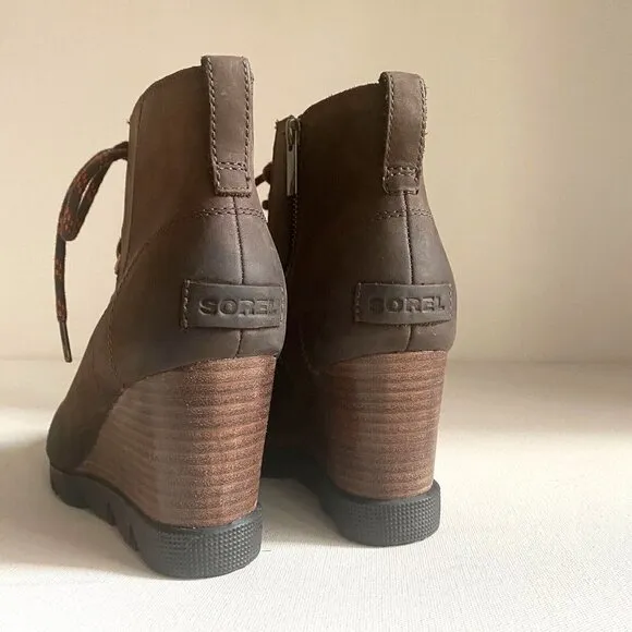 Sorel Joan Uptown Blackend Brown Nubuck Suede Wedge Lace up Boots 9.5