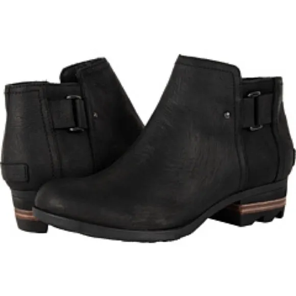Sorel Lolla Black Leather Zip Ankle Booties Buckle Detail 7 Side Zip Rustic Boho
