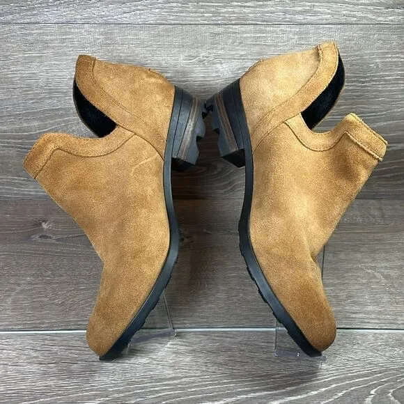 Sorel Lolla Cut Out Women’s Size 9.5 Chestnut Suede Slip On Ankle Boots