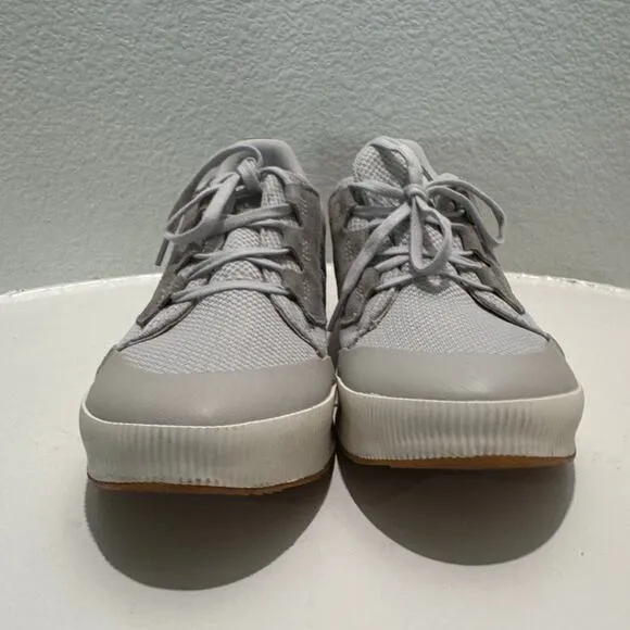 SOREL New $110 Out 'N About III Low Waterproof Gray Sneaker Size Women's 10.5