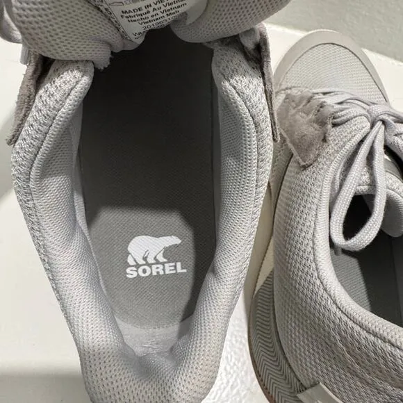 SOREL New $110 Out 'N About III Low Waterproof Gray Sneaker Size Women's 10.5